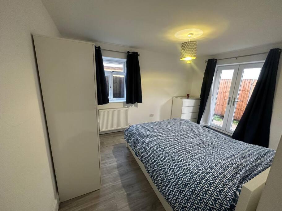 2 Bedroom House,Brownhillrd Se6 London Eksteriør billede